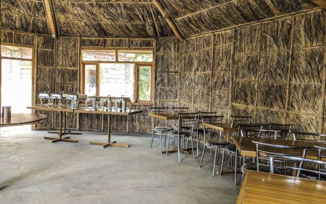 OYO 22330 Apple Avenue Camps