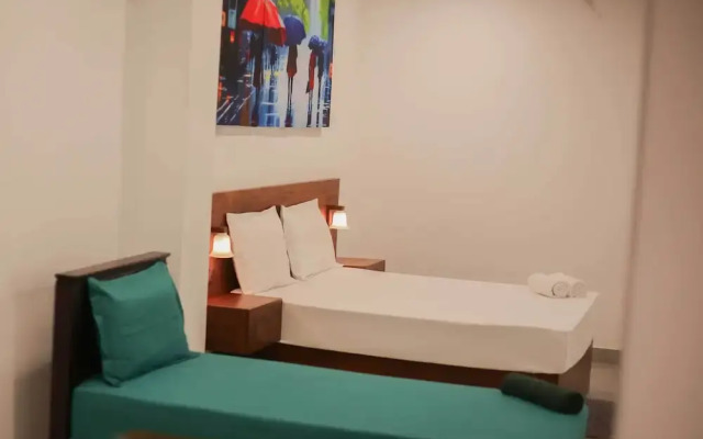 The Regent Grand Hotel - Galle Face