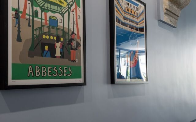 Luxury 3 Bedroom 2 Bathroom Loft - Louvre Museum