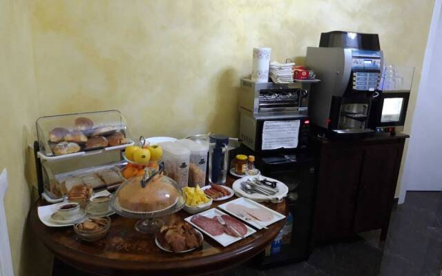 Roma Royal Residence