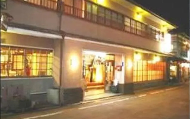Kinokuniya Jinpachi Ryokan Inn — 3-star hotel in Tenkawa