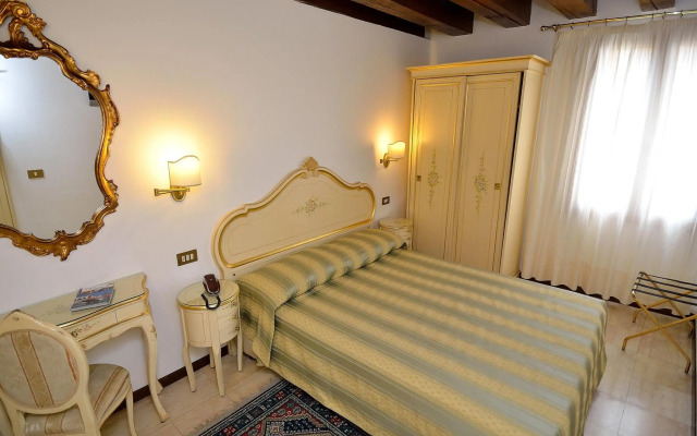 Hotel Orion