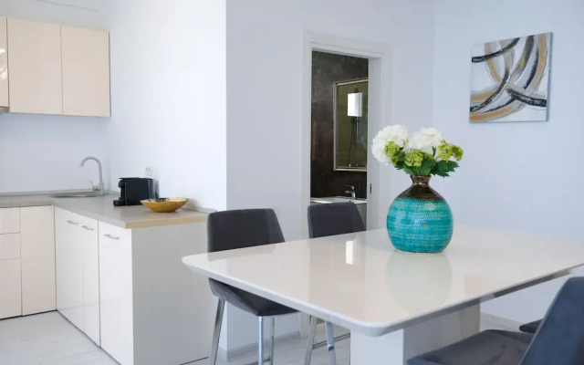 Hotel Building Stefan