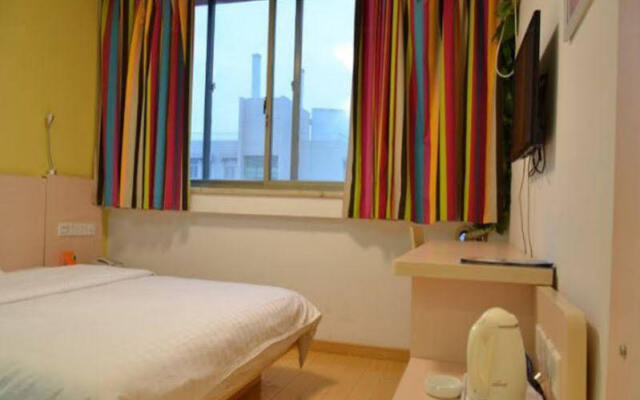 7 Days Inn Hangzhou West Lake Leifeng Tower Wangjiangmen Branch