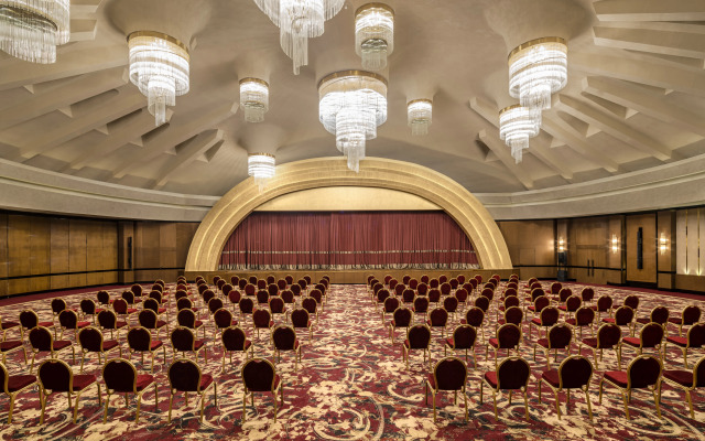 Rixos Premium Magawish Suites and Villas