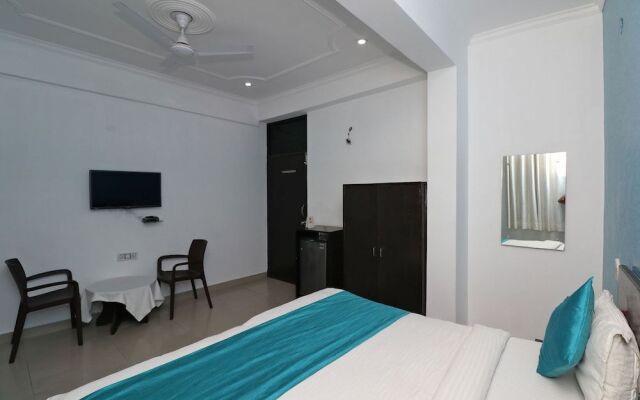 OYO 22711 Rajni Guest House