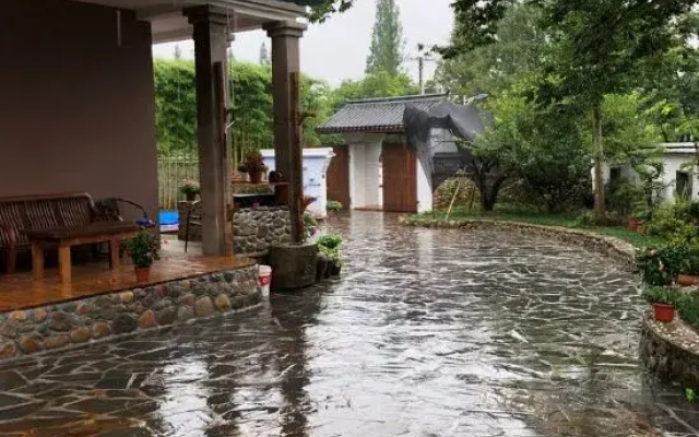 Wutong Shouwang Hostel