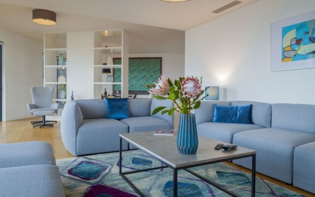 Parkside Marina Vista by MHM