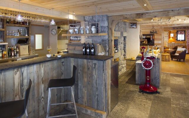 Chalet Hotel Crychar