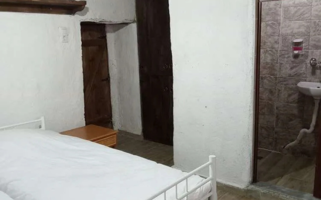 Koca Kapı Konaklama