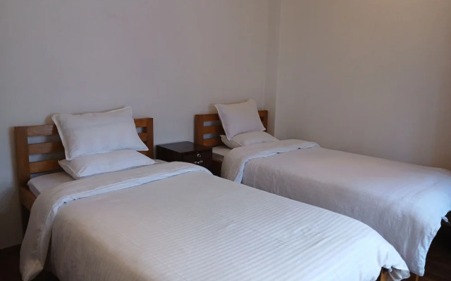 Almost Home Guest House and Cafe