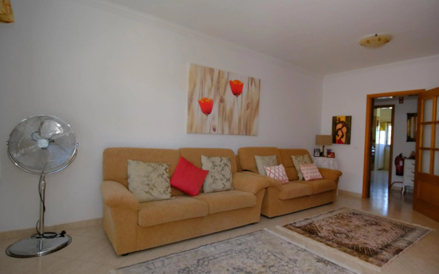 Apartamento T2 em condomínio fechado.