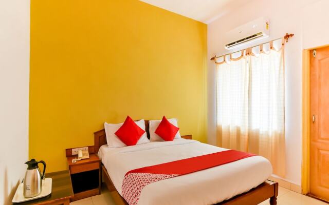 OYO 2320 Hotel Mayura Novacity