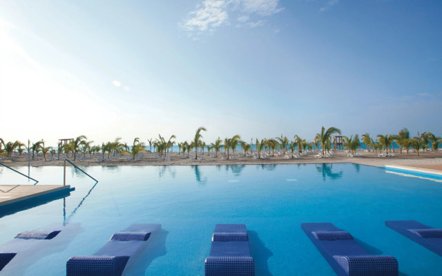 Hotel Riu Playa Blanca - All Inclusive