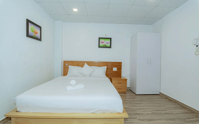 Ken's Backpackers Hotel