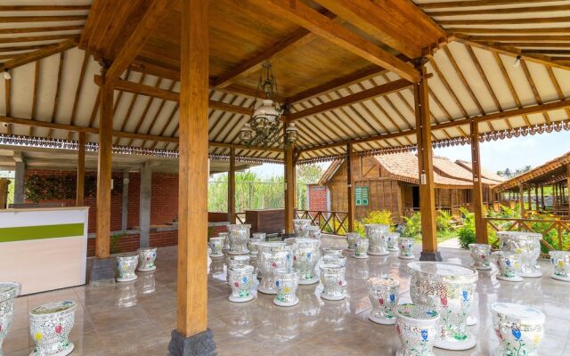 Oyo 1304 Roemah Gladak Kebon Sidoluhur