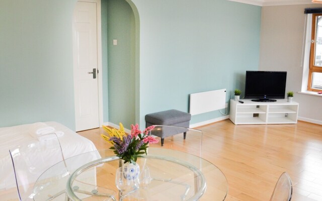 Meridian Place