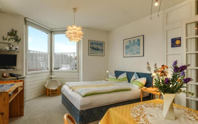 Ferienwohnung Holiday 2