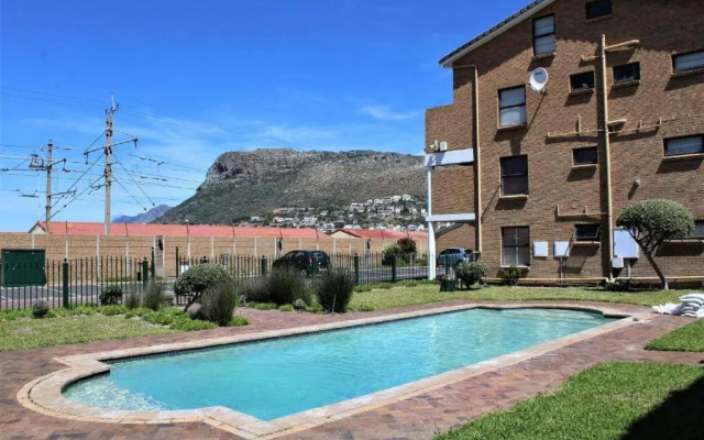 Fish Hoek Beach Apartment