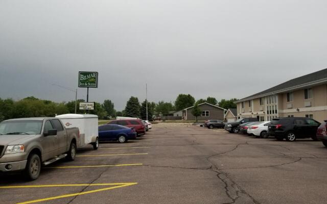 Bilmar Inn & Suites Dell Rapids
