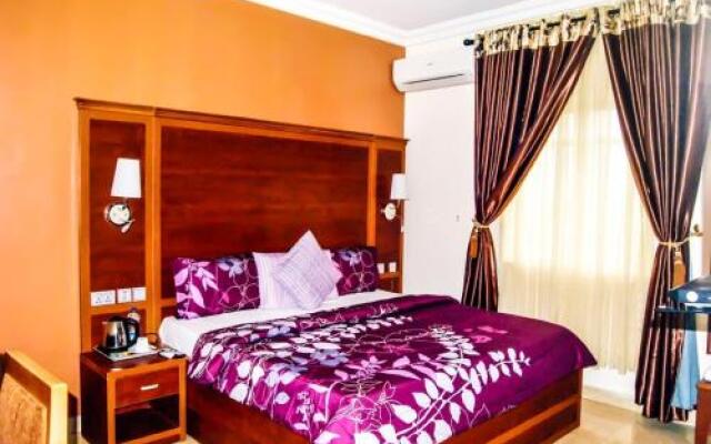 Royal Jatoz Hotels