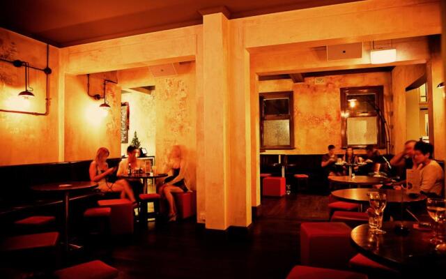 The Burwood Inn