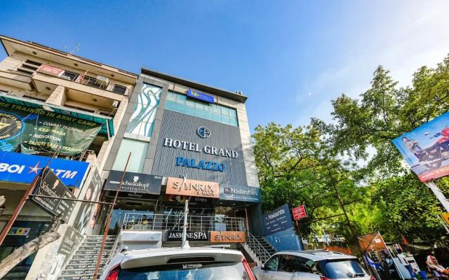 Fabhotel Grand Palazzo