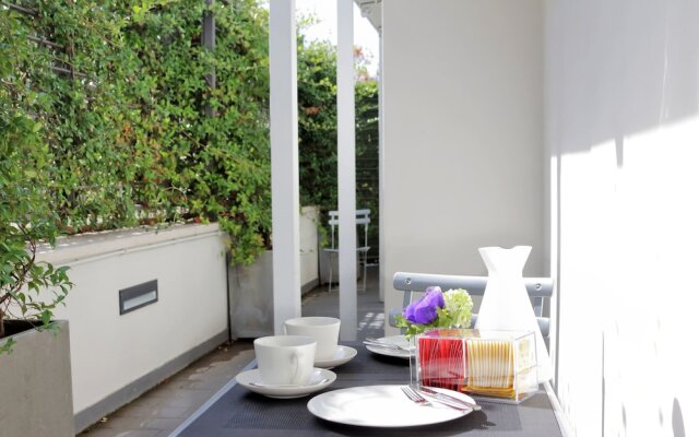 Crispi Luxury Apartments with Terrace - My Extra Home