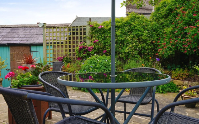 Cloudberry Cottage