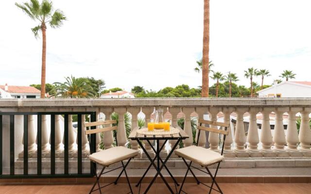 Moderno apartamento en Calan Bosch- C10