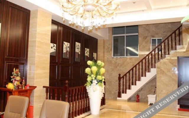 Rich Hotel