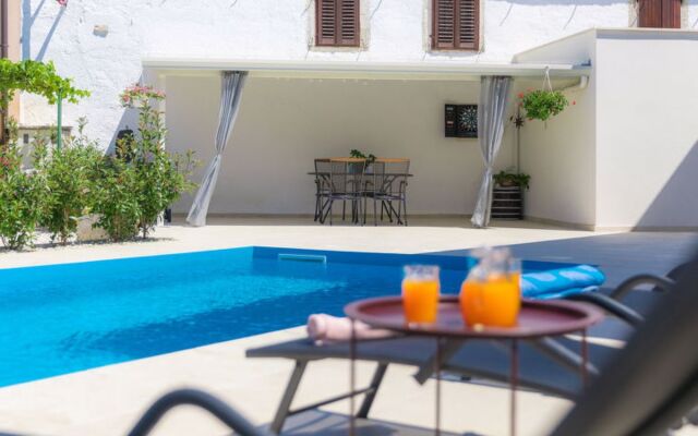 Villa Karmen (Roj454)