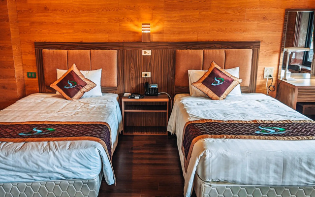 Thung Nham Hotel & Resort