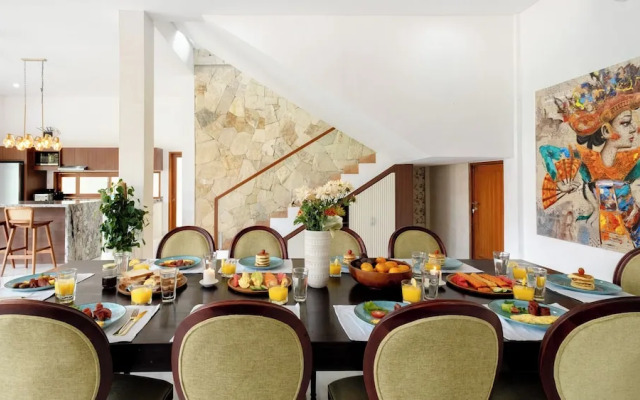 Villa Latima by Villa Finder