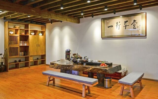 Floral Hotel · Yi Xing Lijiang