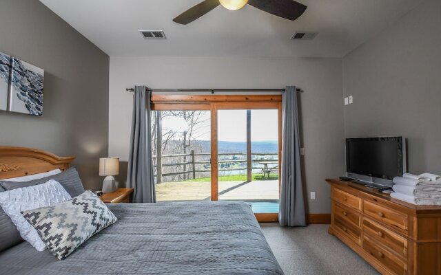 Irvana 6 Bedroom House