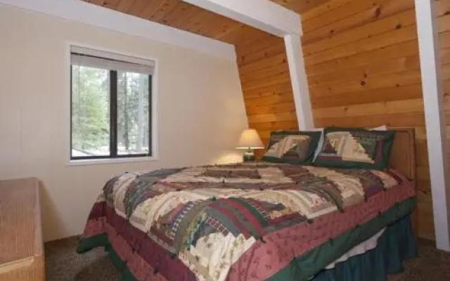 Kaley Vacation Rental Cabin