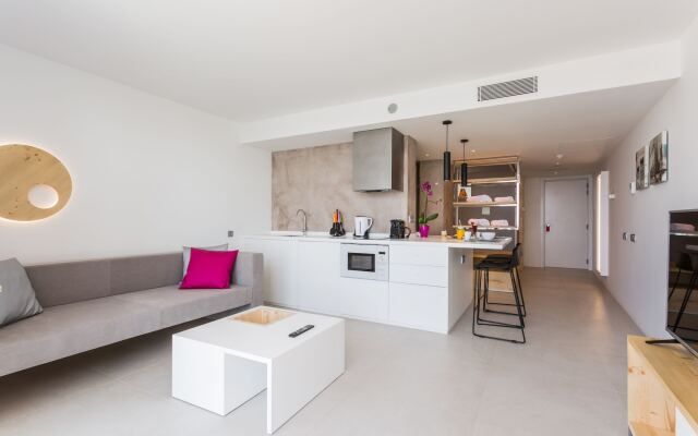 One Ibiza Suites