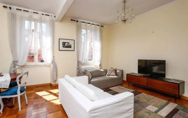 Wonder Vatican Family