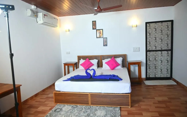 Madhu Huts Agonda