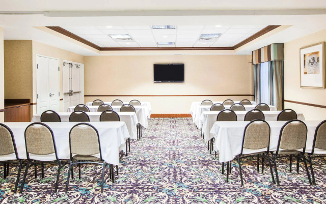 Staybridge Suites El Paso Airport by IHG