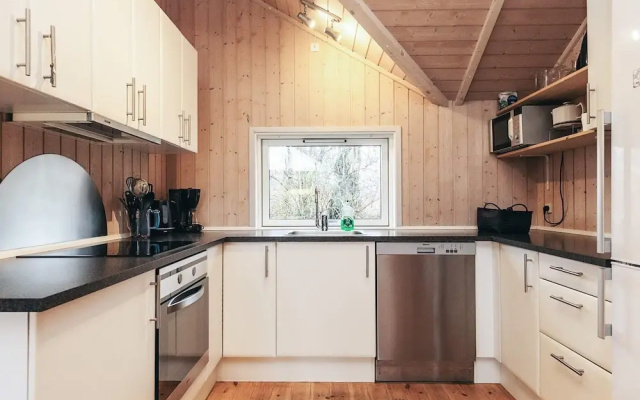 6 Person Holiday Home in Hojby-by Traum