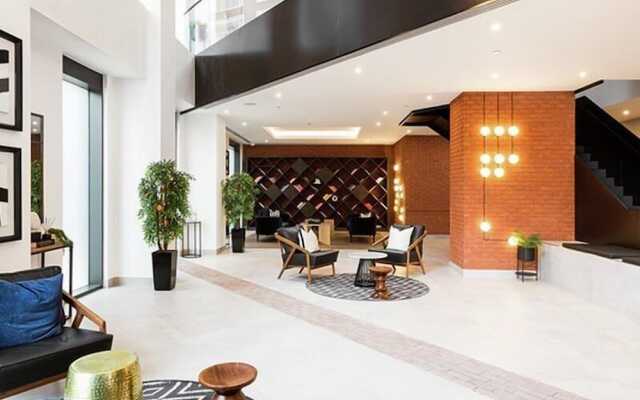 Luxury 2 Bedroom Apartment Near Central London