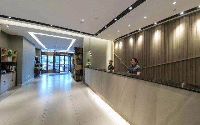 Homeinn Selected Hotel (Tongliao Wanda Plaza)