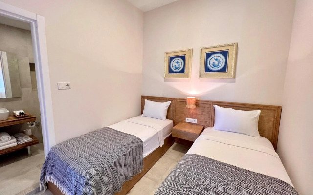 Lavinya Otel