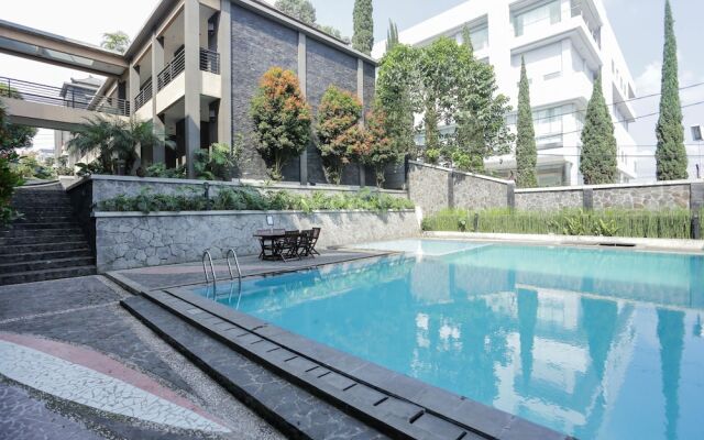 RedDoorz Plus near Farmhouse Lembang