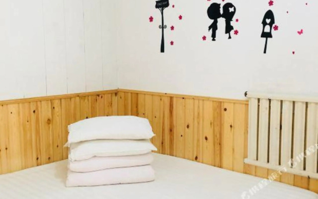 Ningrun Hostel