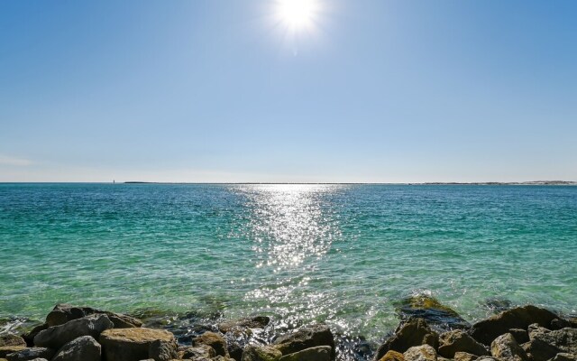 WVT 604 is a Beautiful 3 BR 2 Ba with a Boat Slip by RedAwning