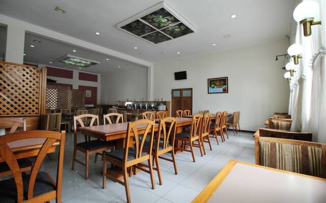 Airy Dago Sabuga Juanda 169 Bandung
