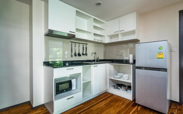 The Title Rawai beachfront. Convenient apartment with washer